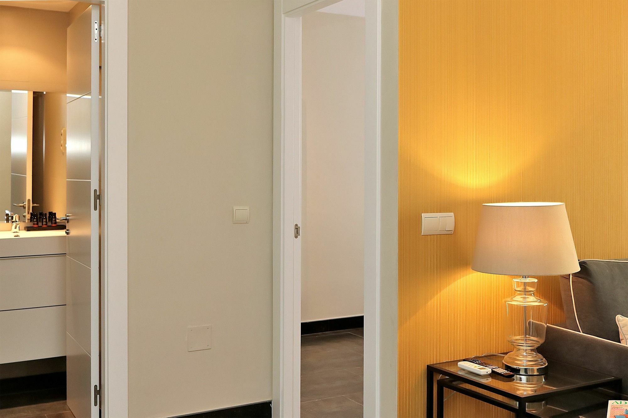 Apartamentos Malagueta Urban Beach Malaga Exterior photo
